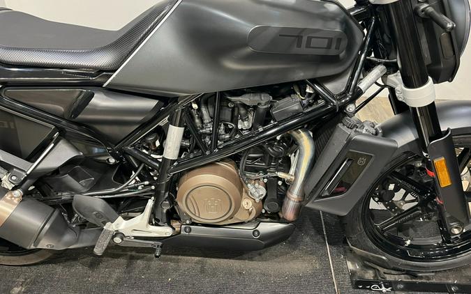 2019 Husqvarna Svartpilen 701