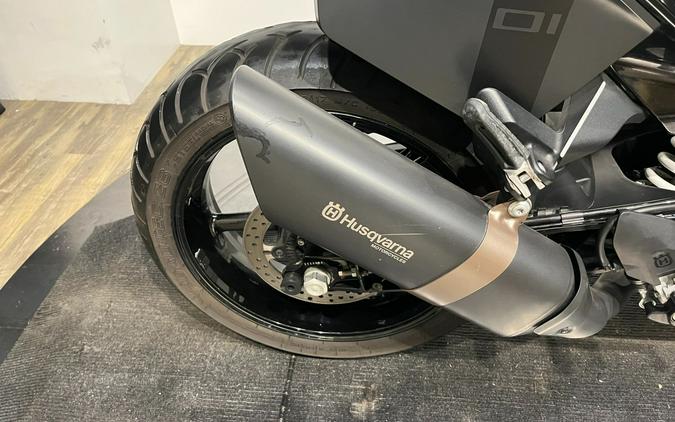 2019 Husqvarna Svartpilen 701