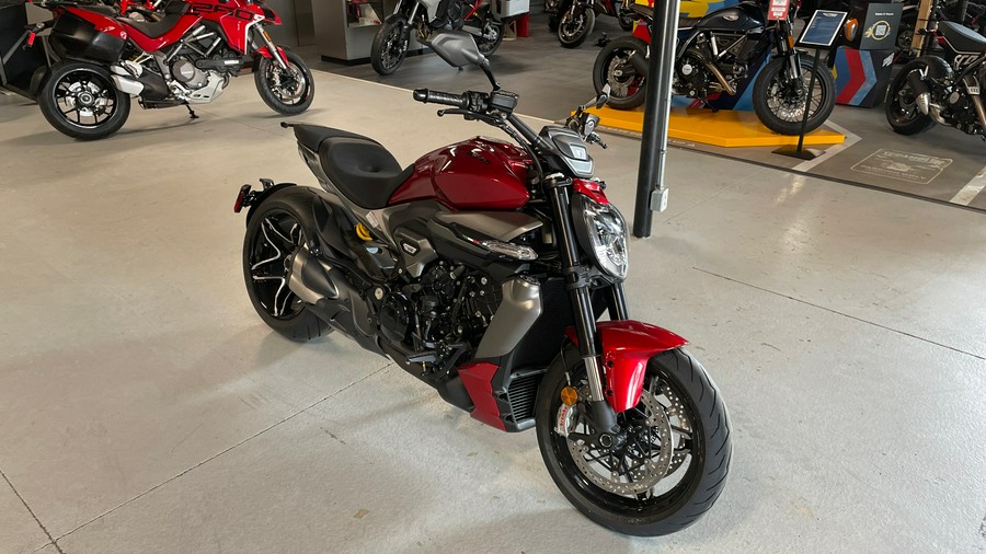 2026 Ducati XDiavel V4 *DEMO*