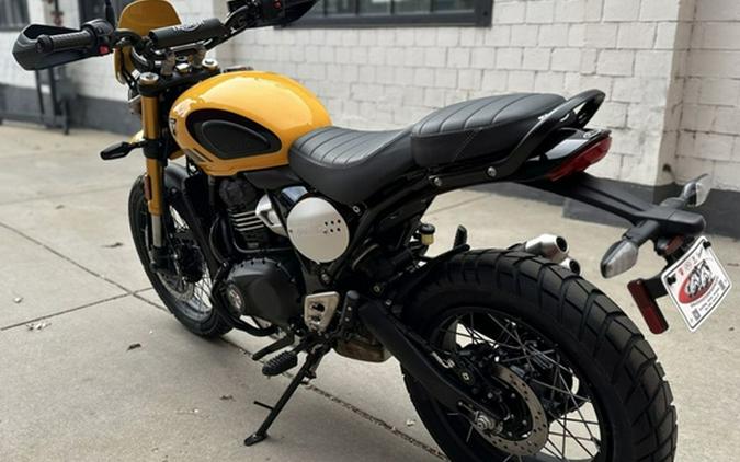 2026 Triumph Scrambler 400 XC Racing Yellow