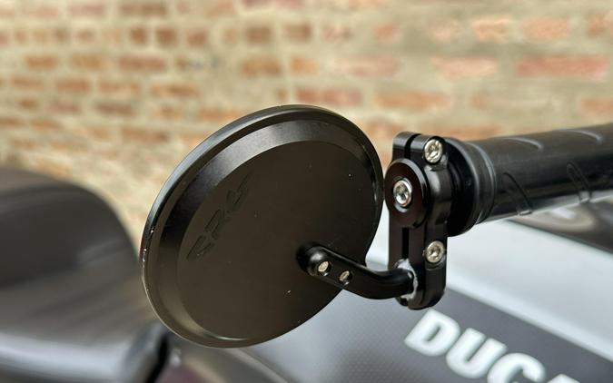 2015 Ducati Diavel Carbon