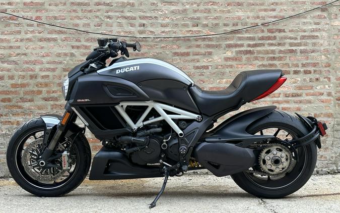 2015 Ducati Diavel Carbon