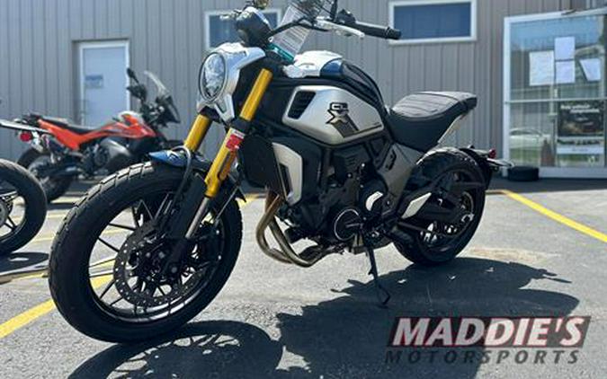 2022 CFMOTO 700CL-X