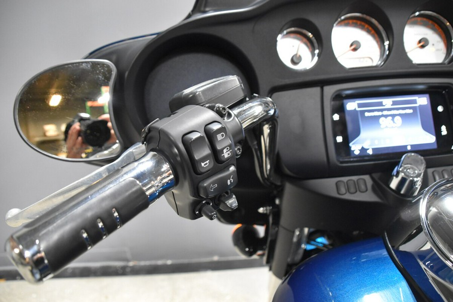 2020 Harley-Davidson Street Glide FLHX