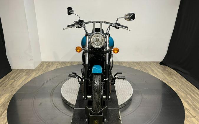 2022 Kawasaki Vulcan 900 Custom