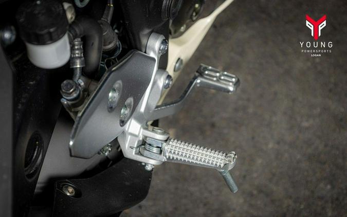 2024 Yamaha YZF-R3 R3