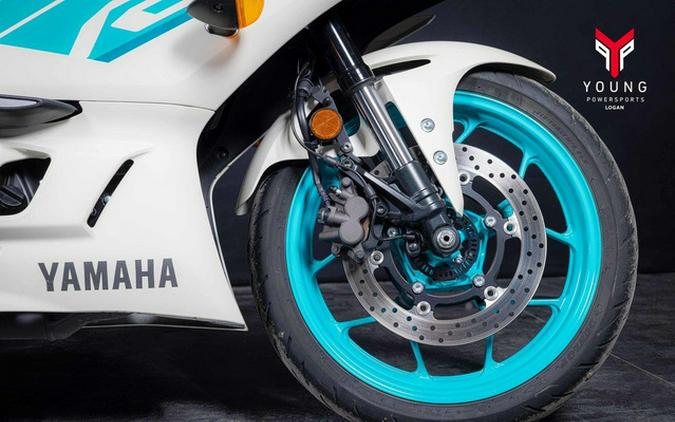 2024 Yamaha YZF-R3 R3