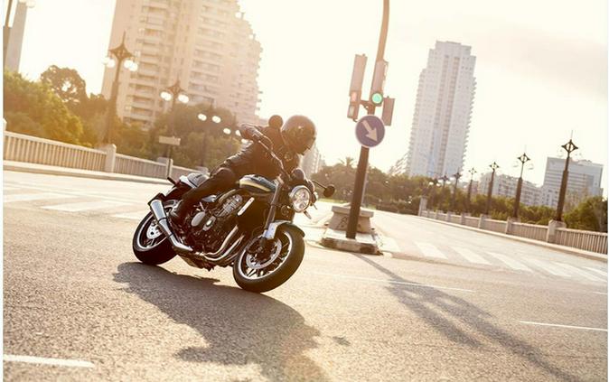 2022 Kawasaki Z900RS ABS
