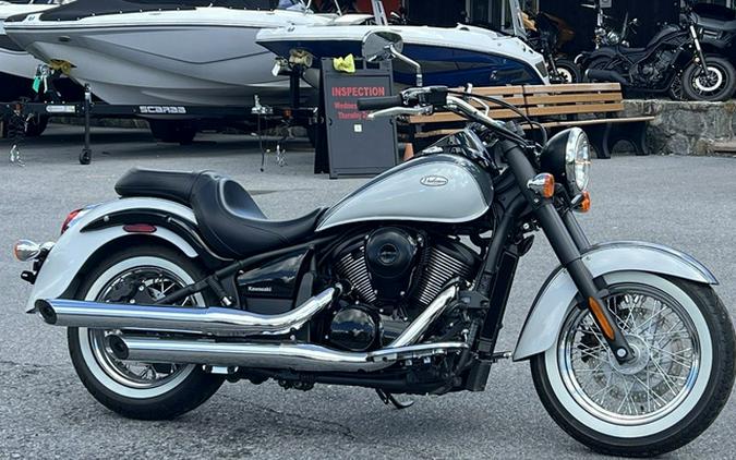 2024 Kawasaki Vulcan 900 Classic