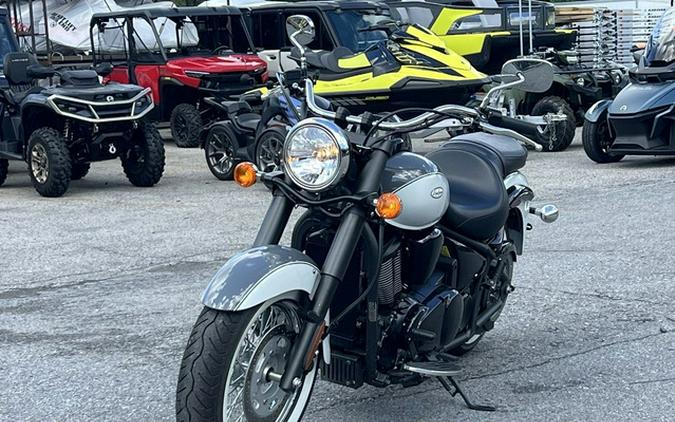 2024 Kawasaki Vulcan 900 Classic