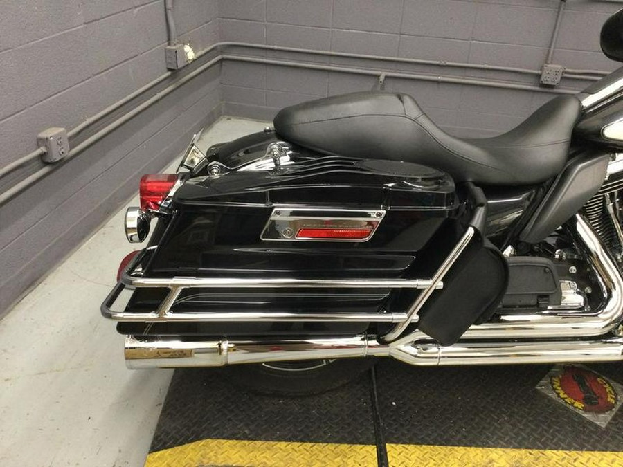 2010 Harley-Davidson® FLHTC - Electra Glide® Classic