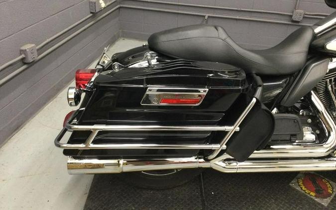 2010 Harley-Davidson® FLHTC - Electra Glide® Classic