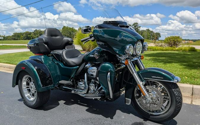 2024 Harley-Davidson Tri Glide Ultra Alpine Green / Vivid Black