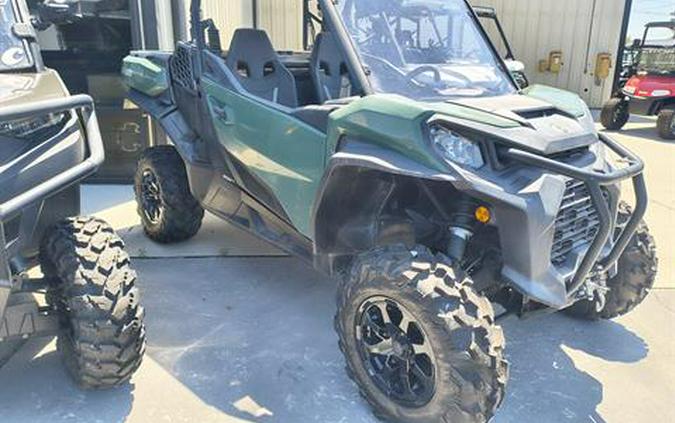 2022 Can-Am Commander DPS 700