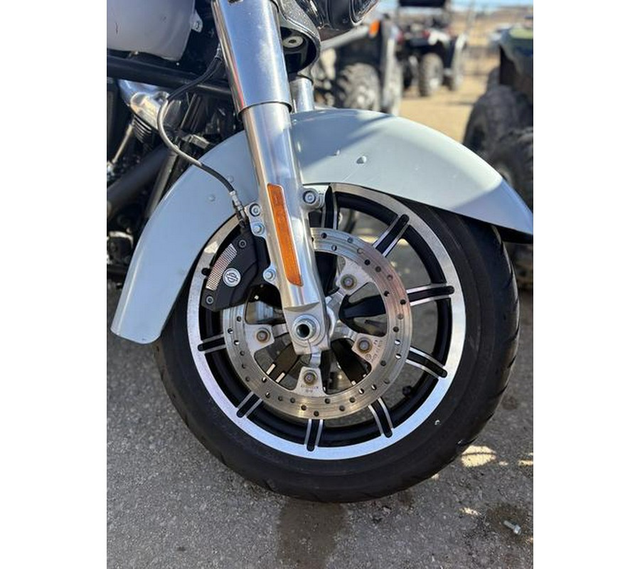 2022 HARLEY FLHT - UO4400