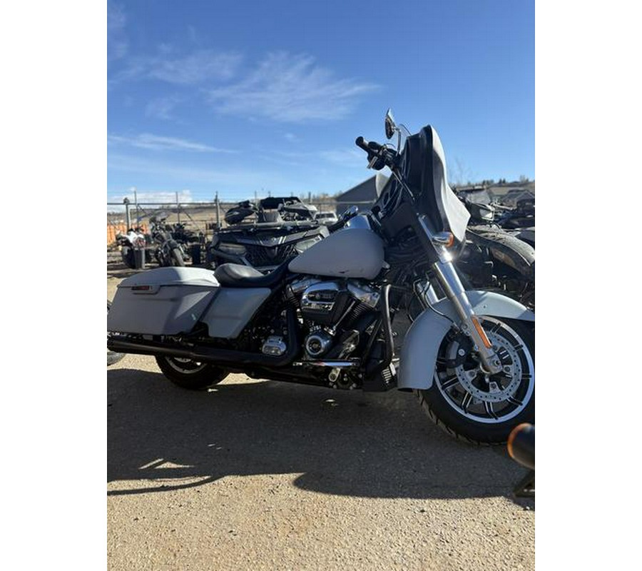 2022 HARLEY FLHT - UO4400