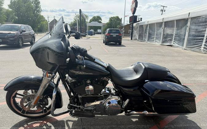 2014 Harley-Davidson® Street Glide® Vivid Black