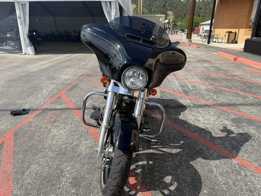2014 Harley-Davidson® Street Glide® Vivid Black