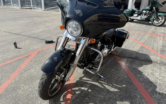 2014 Harley-Davidson® Street Glide® Vivid Black