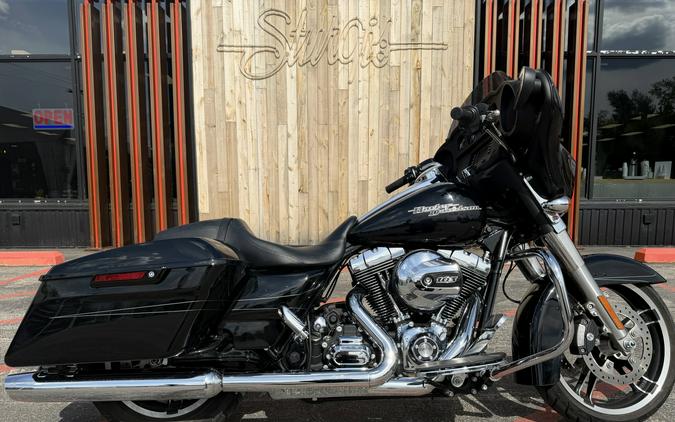 2014 Harley-Davidson® Street Glide® Vivid Black