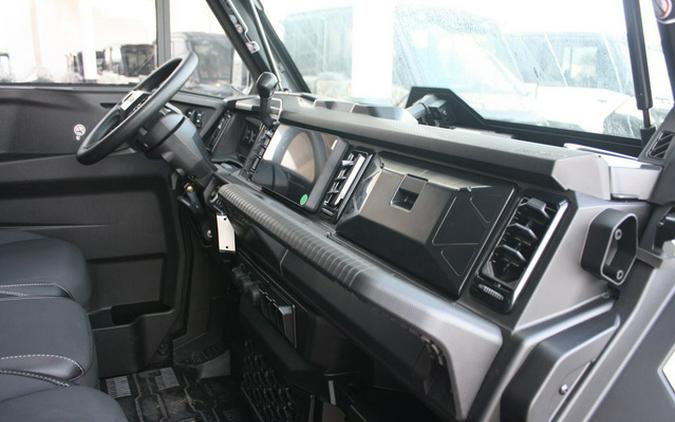 2027 Can-Am Defender XU MAX Limited HD11