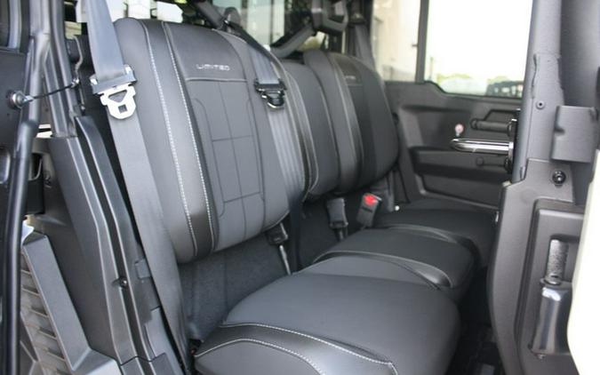 2027 Can-Am Defender XU MAX Limited HD11