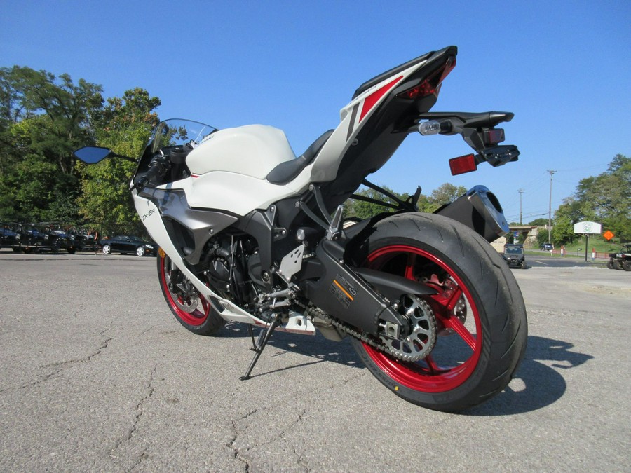 2025 Kawasaki Ninja ZX-6R ABS