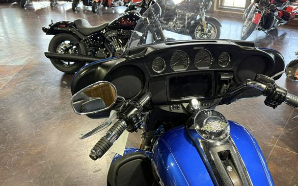 2024 Harley-Davidson® Tri Glide™ Ultra