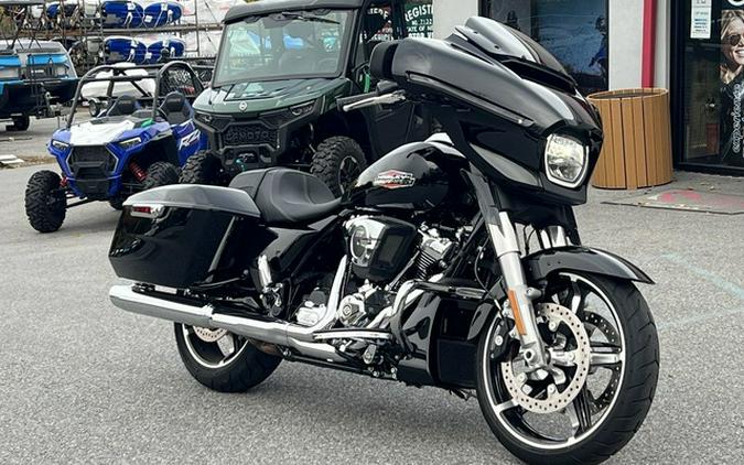 2025 Harley-Davidson Street Glide FLHX