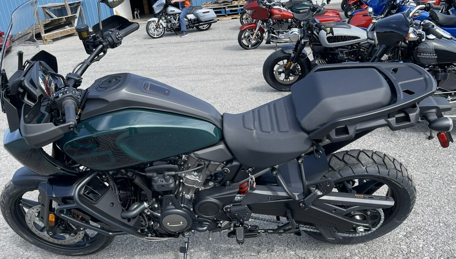 2024 Harley-Davidson Pan America™ 1250 Alpine Green