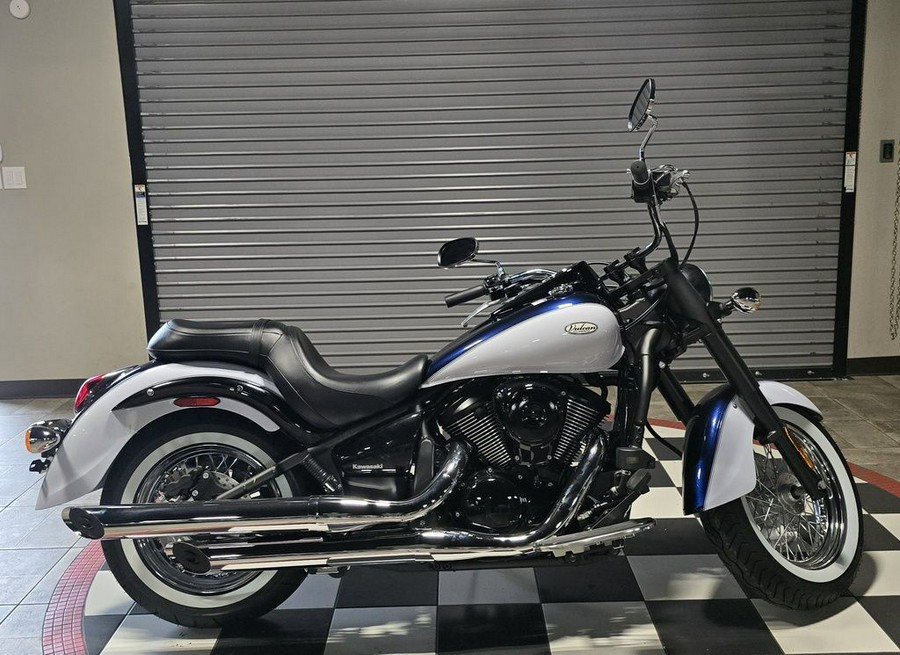 2026 Kawasaki Vulcan® 900 Classic