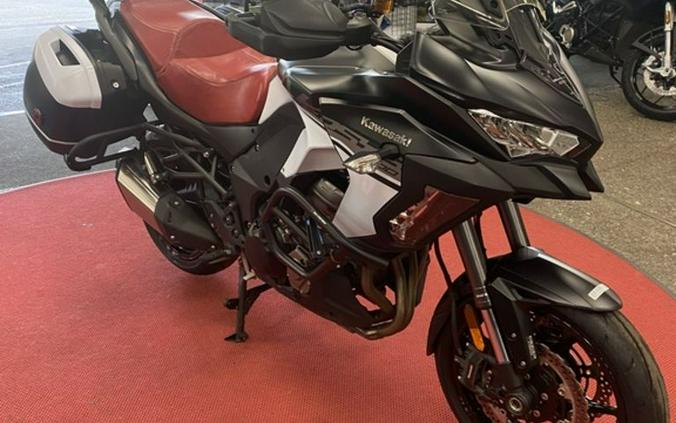 2019 Kawasaki Versys® 1000 SE LT+