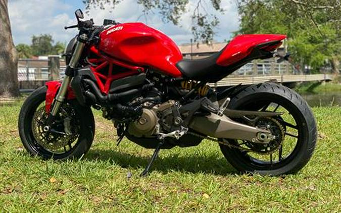 2015 Ducati Monster 821