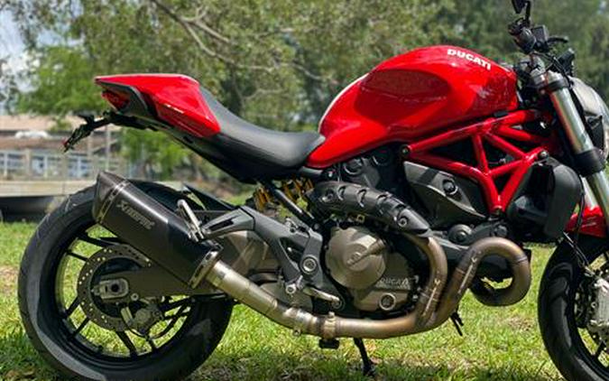 2015 Ducati Monster 821