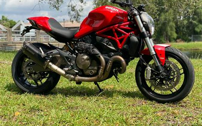 2015 Ducati Monster 821