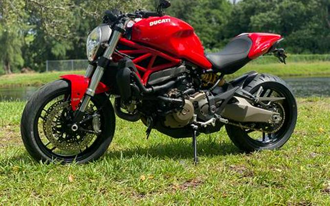 2015 Ducati Monster 821