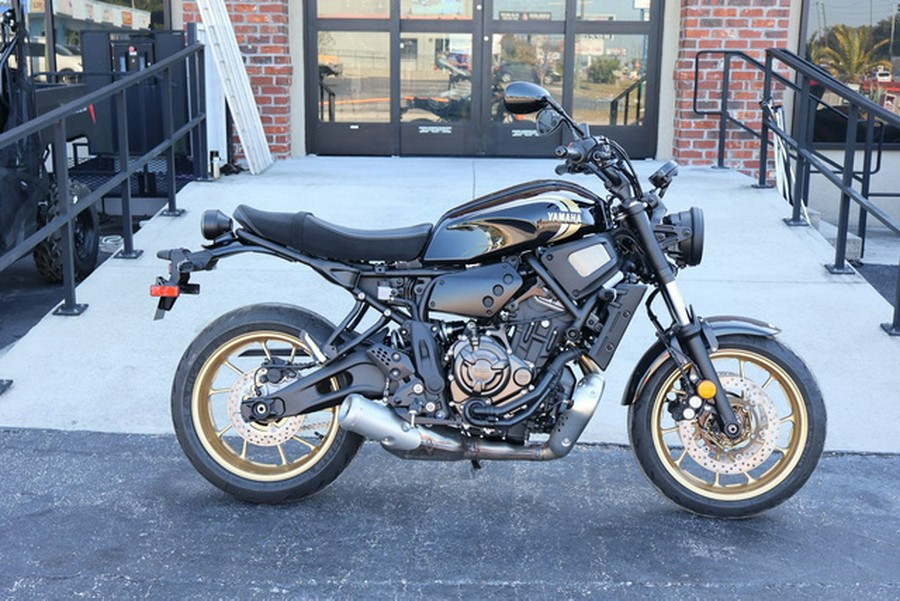 2025 Yamaha XSR 700