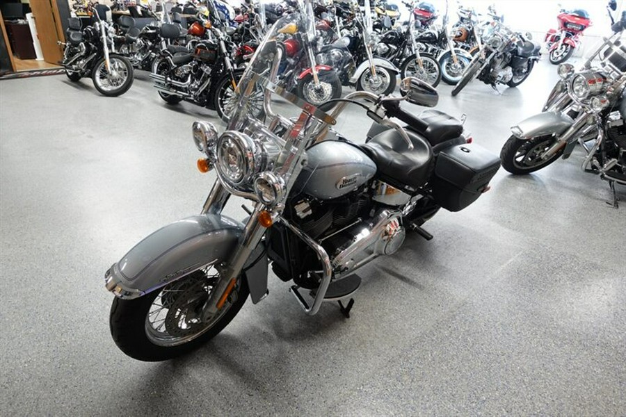 2023 Harley-Davidson Softail Heritage Classic 114