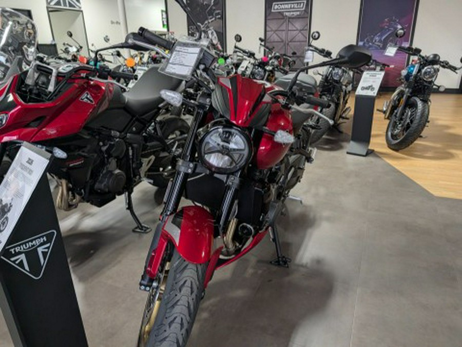 2026 Triumph Trident 800