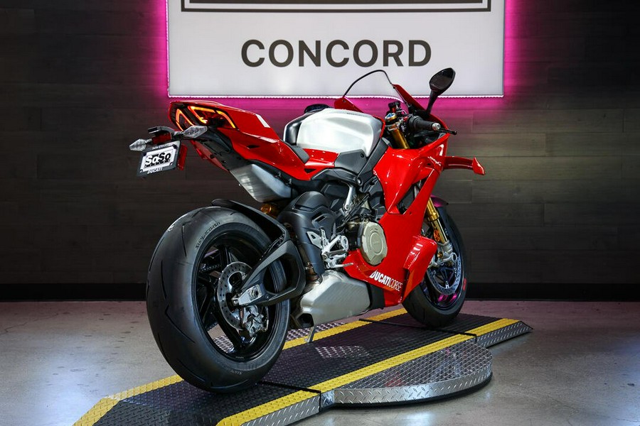 2026 Ducati Panigale V4 R