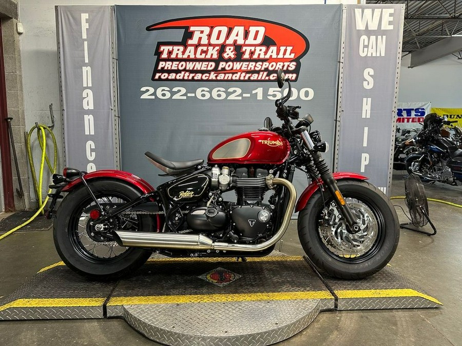 2022 Triumph Bonneville Bobber Gold Line Carnival Red/Sapphire Black