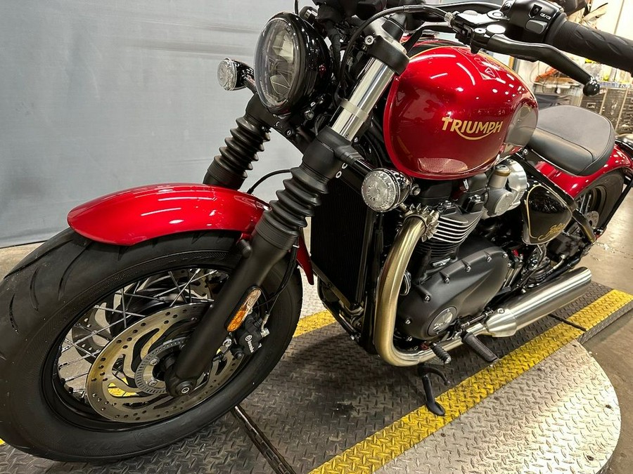 2022 Triumph Bonneville Bobber Gold Line Carnival Red/Sapphire Black