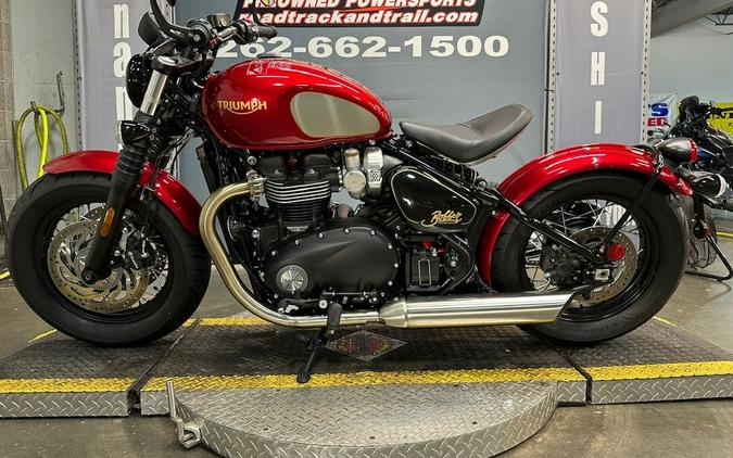 2022 Triumph Bonneville Bobber Gold Line Carnival Red/Sapphire Black