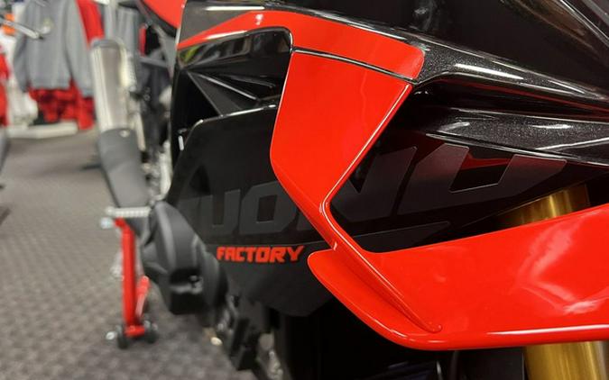 2026 Aprilia Tuono V4 Factory Factory 1100