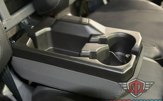 2025 Can-Am Defender MAX Lone Star Cab HD10