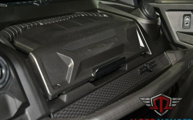 2025 Can-Am Defender MAX Lone Star Cab HD10