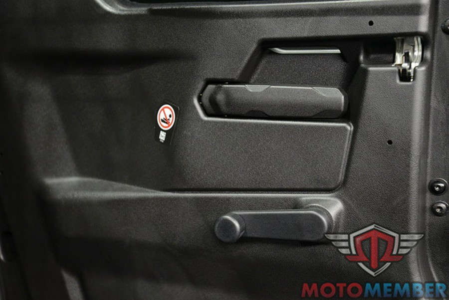 2025 Can-Am Defender MAX Lone Star Cab HD10