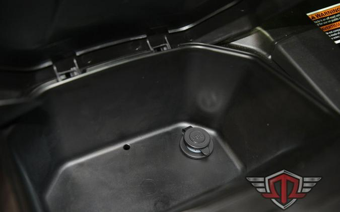 2025 Can-Am Defender MAX Lone Star Cab HD10