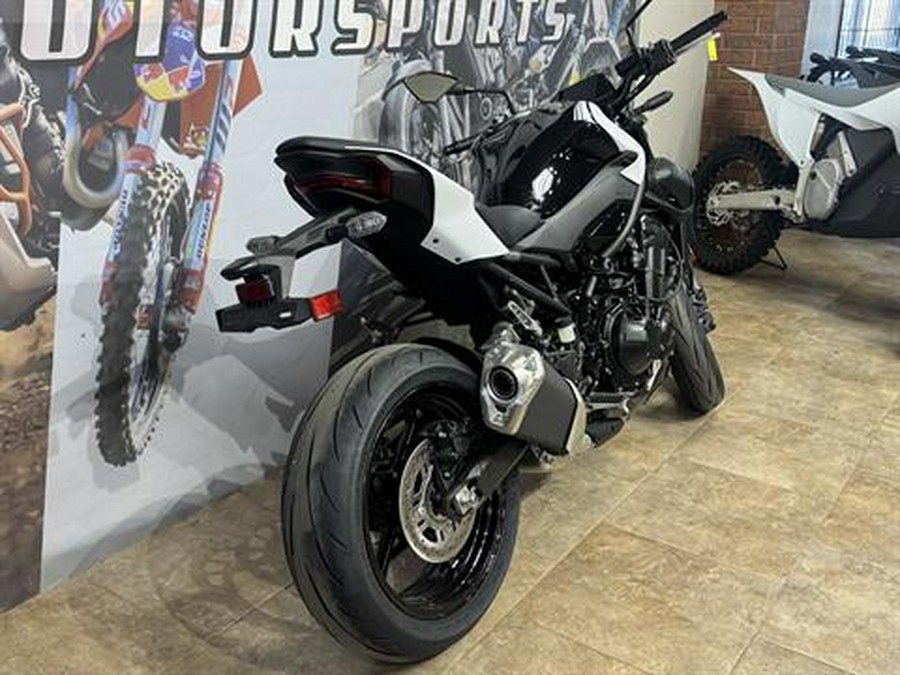 2026 Kawasaki Z900 ABS