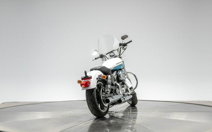 2016 HARLEY-DAVIDSON XL883L Superlow in Crushed Iced Pearl/Frosted Teal Pearl
